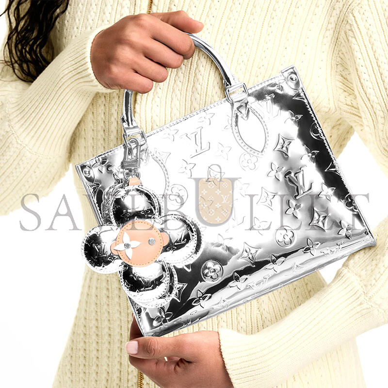 l0vis vvtt0n u1u1enne head monogram mirror key holder m03280